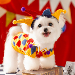 秋冬の新型の狂気のサーカスの服の犬の変装のセーターのカバーの中で小型の犬のテディは熊のペットの服を比べます。