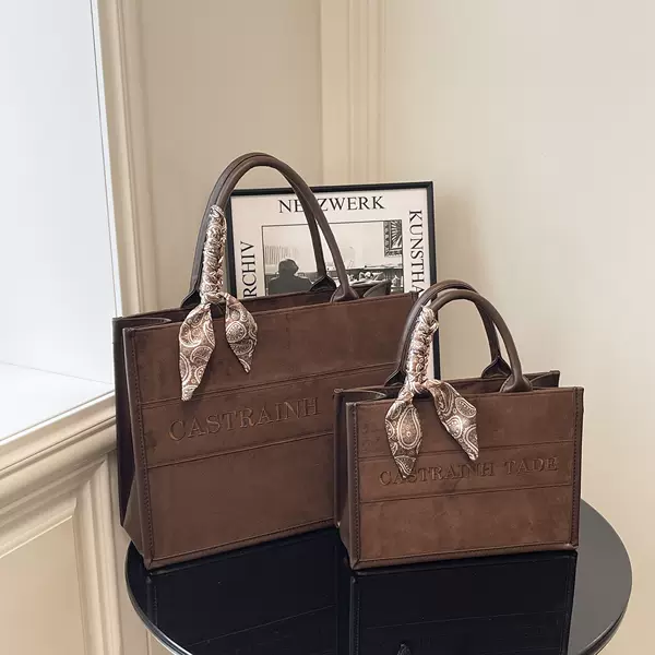 Cross-border vintage high-end women's bag, retro embroidered letter tote bag, large-capacity suede fashion handbag