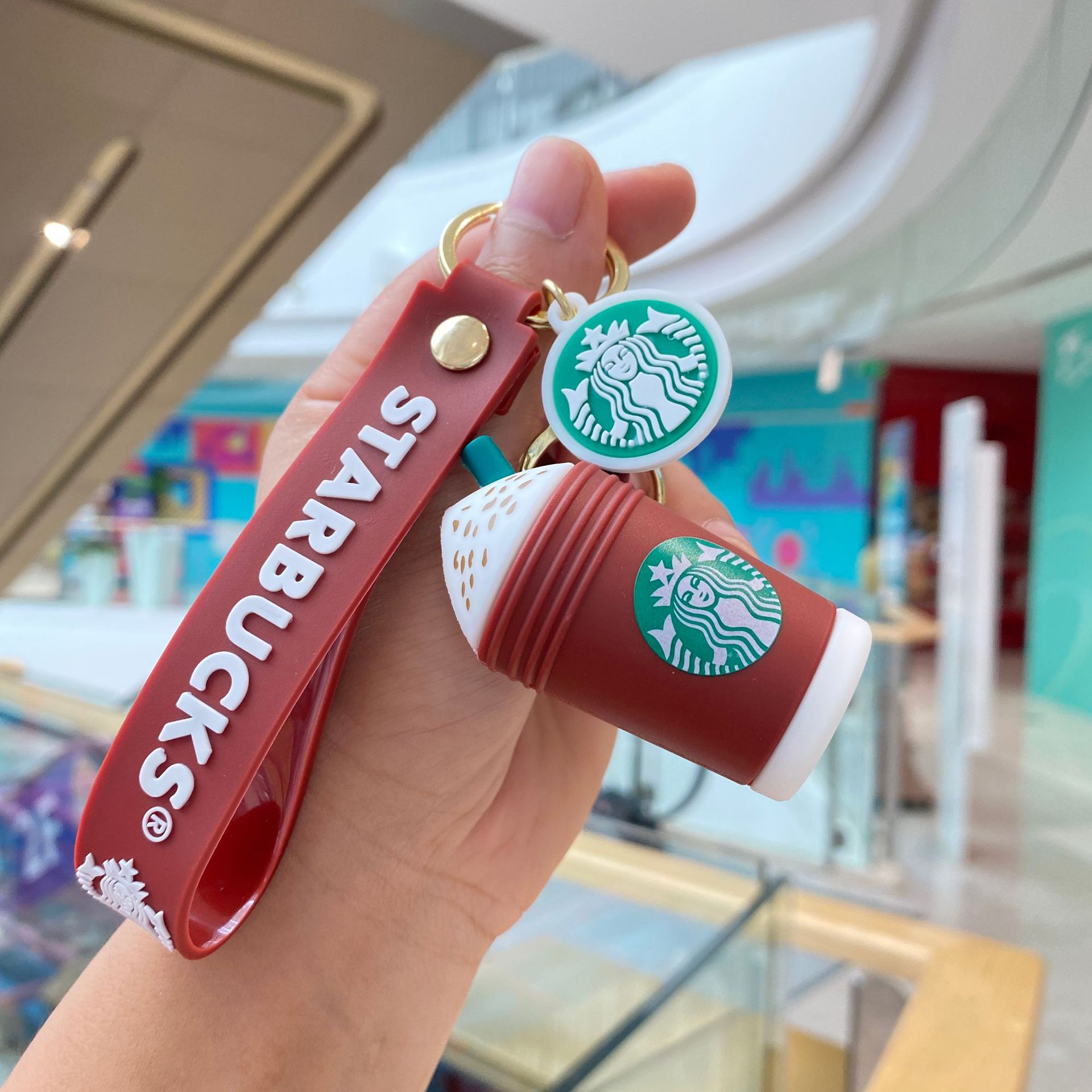 Transfronterizo Starbucks leche taza de té llavero Starbucks oso muñeca colgante para la temporada escolar regalo máquina de la muñeca adornos