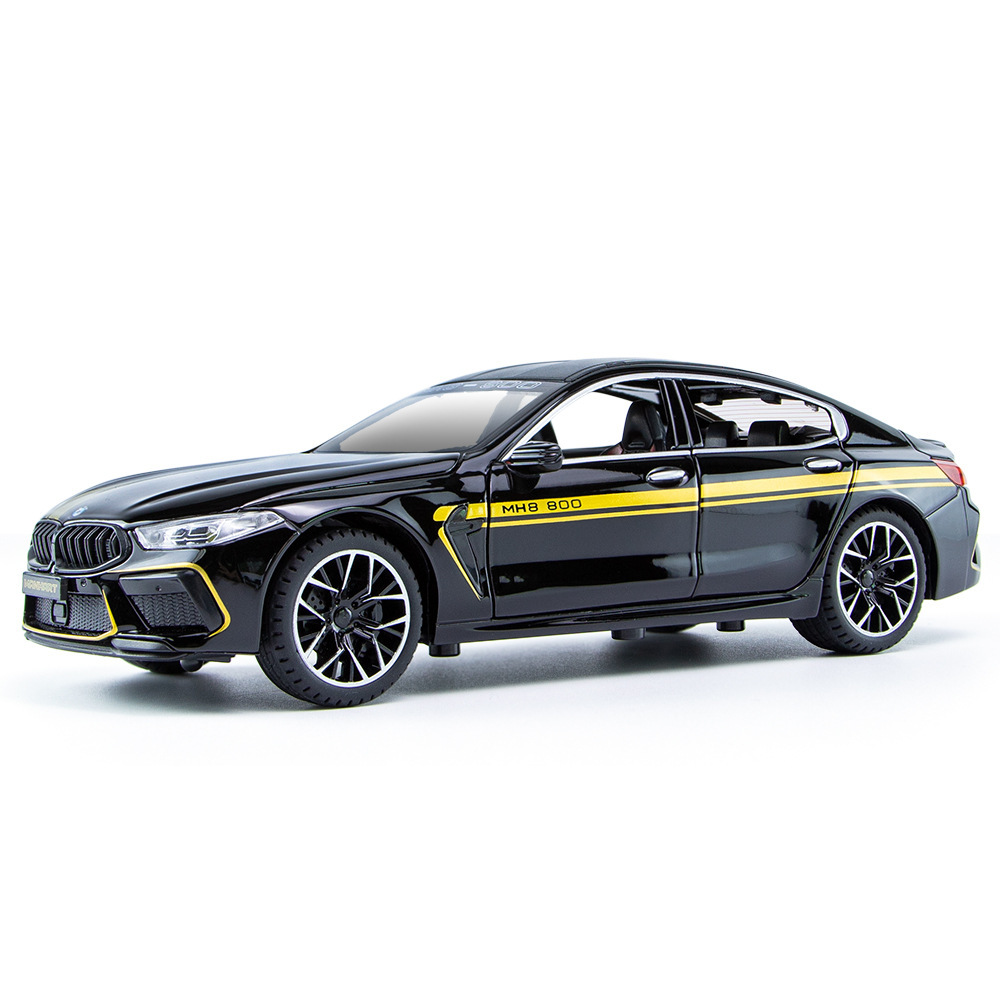 Weili aleación modelo de coche 1:24 BMW M8 Garland sedán corriendo tire hacia atrás con sonido y luz modelo de coche de juguete decoración