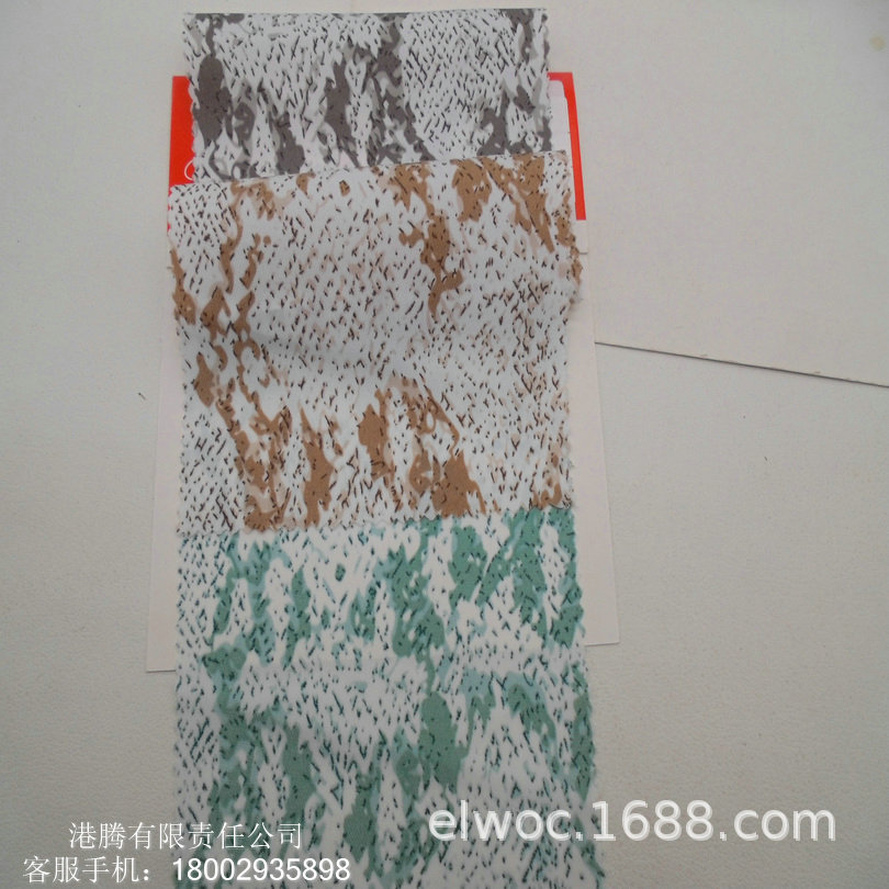 涤布料印花 蛇纹柔软制衣玩具面料 薄斜纹蛇皮 白底网线格布7823