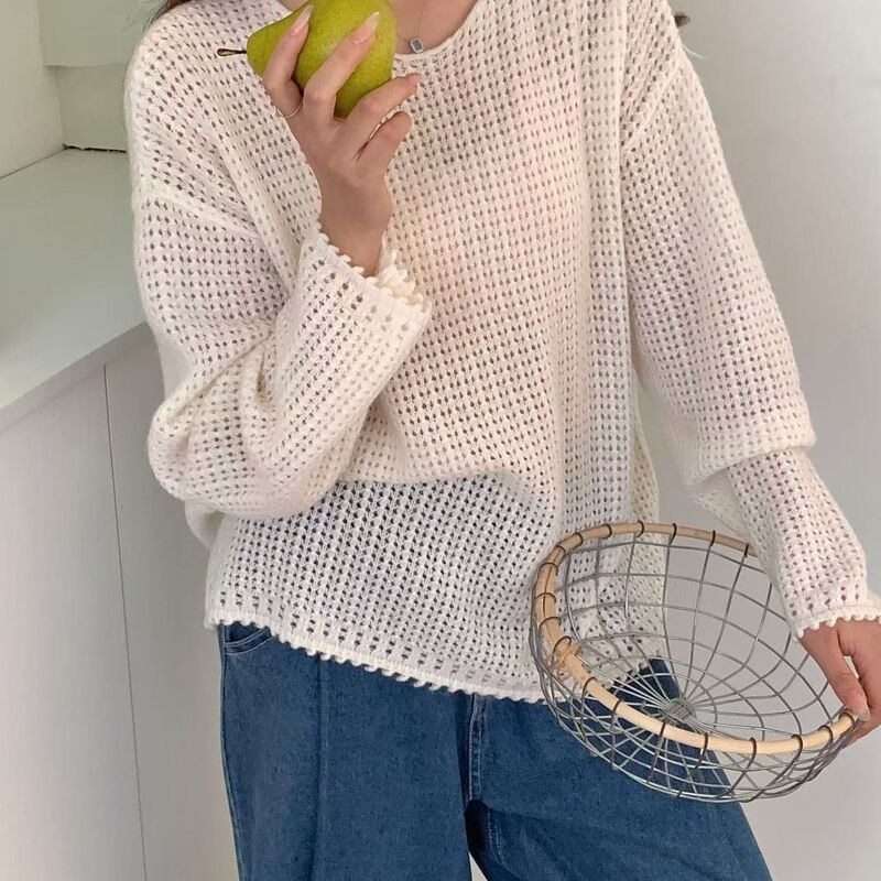 Unique Mesh Hollow-Out Knit Top for Women, Spring/Summer 2025 New V-Neck Sweet Girl Fishnet Sun Protection Cover-Up Perforated Top