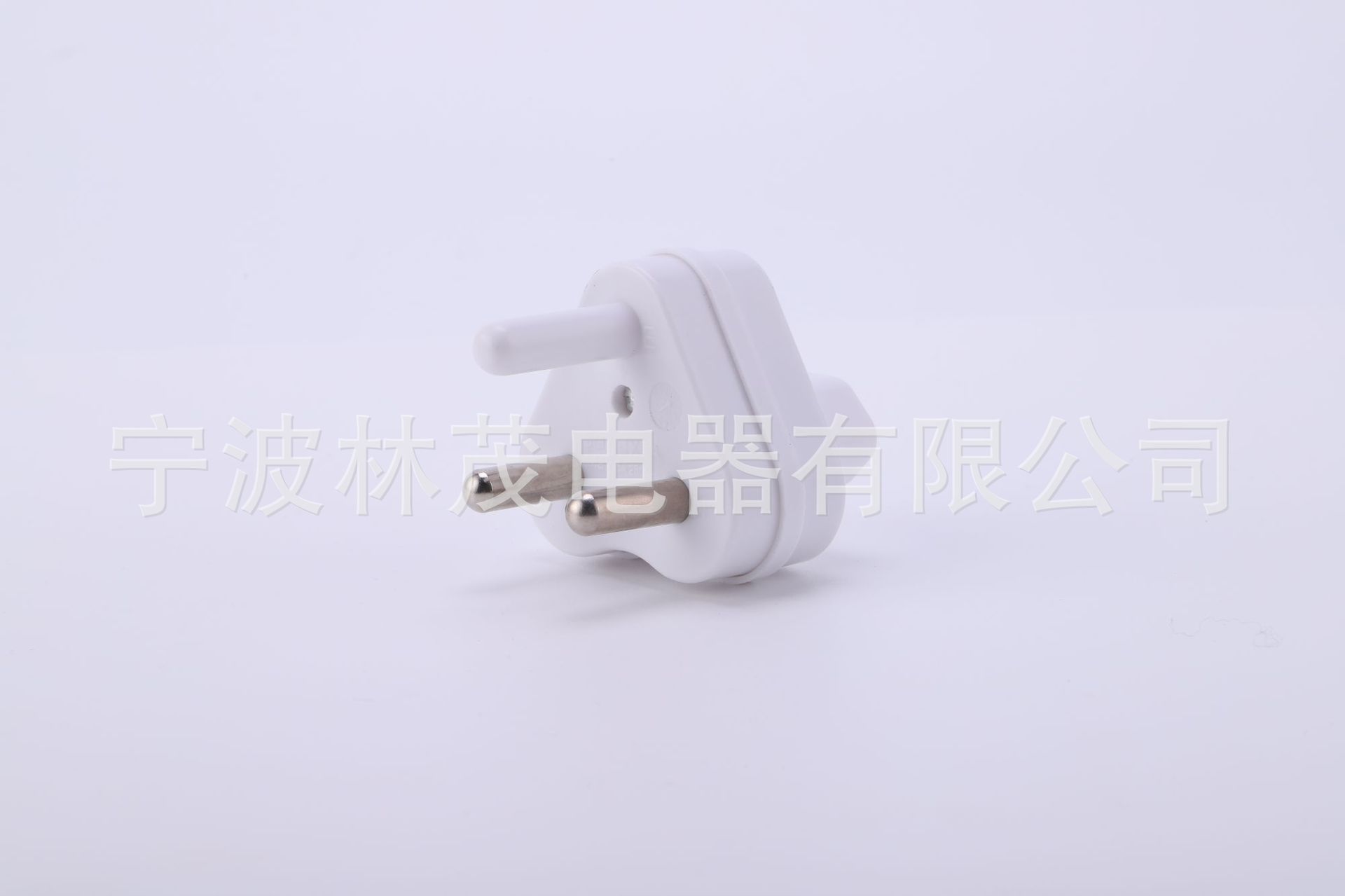 厂家供应南非转换插座器系列批发电源线插座多种颜色质量保障