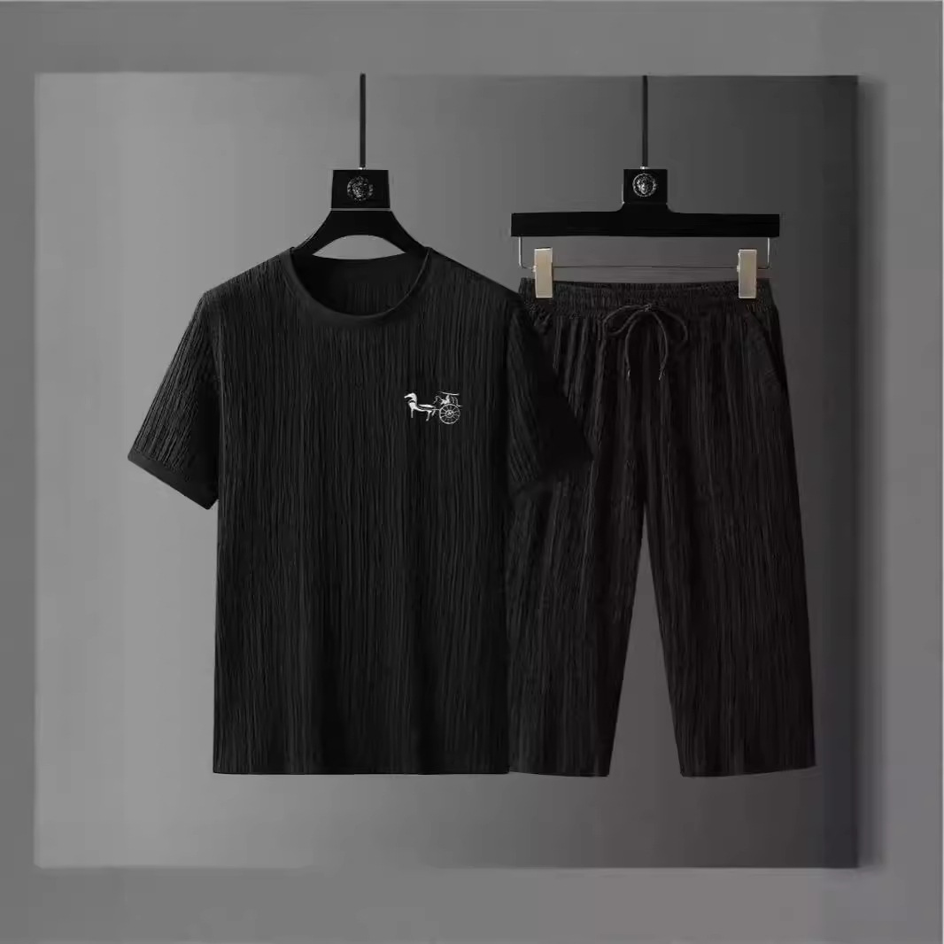 Casual suit Men's Summer Teenager plus size Men's Sports Short Sleeve Shorts with a Set of T-Shirt