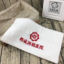 毛巾;美容美发用巾;擦车巾