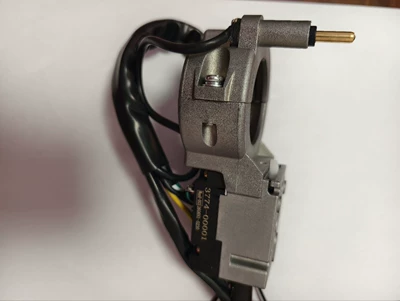 Yutong Bus 3774-00001 combination switch with horn button column 3711-00046 switch with ignition lock