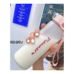 高顏值磨砂水杯女學生便攜可愛喝水玻璃一杯子夏季吸管背帶ins風