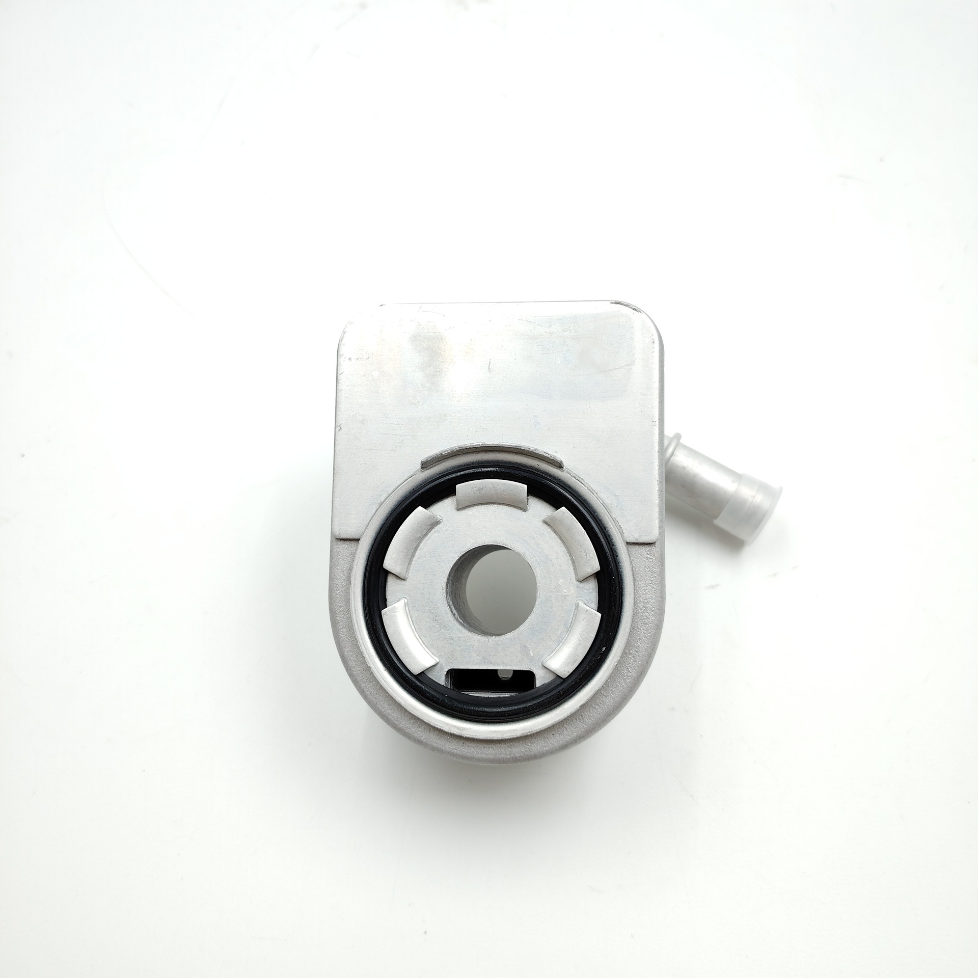 Suitable for Ford Engine Oil Cooler 7S7G-6B856-Aa 1472891 1925463