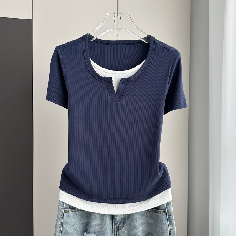 plus size Fake Two-piece Contrast Color Shoulder Short-sleeved T-shirt Women's Spring and Summer 2025 New chubby girl Flesh Covering Slim Threaded Top plus size Fake Two-piece Contrast Color Shoulder Short-sleeved T-shirt Women's Spring and Summer 2025 New chubby girl Flesh Covering Slim Threaded Top