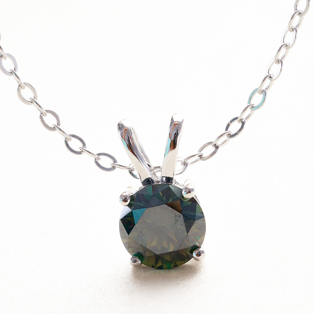 Ventas transfronterizas calientes S925 plata collar de piedra de moissan mujer lindo conejo micro colgante colgante clavícula de moda lo mismo