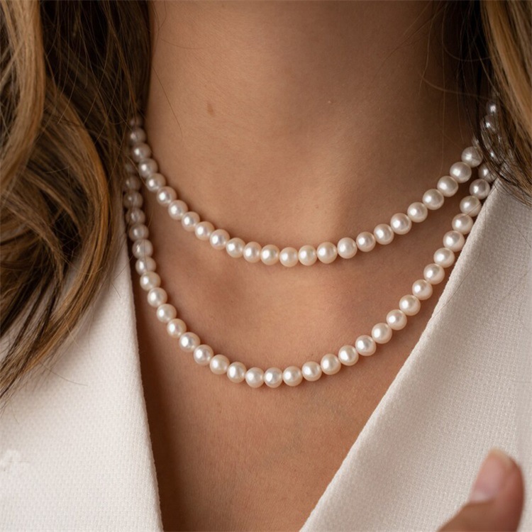 Elegant Runden Rostfreier Stahl Imitationsperle Perlen Überzug Frau Halskette display picture 2