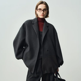 女式毛呢外套;其他短外套;连衣裙