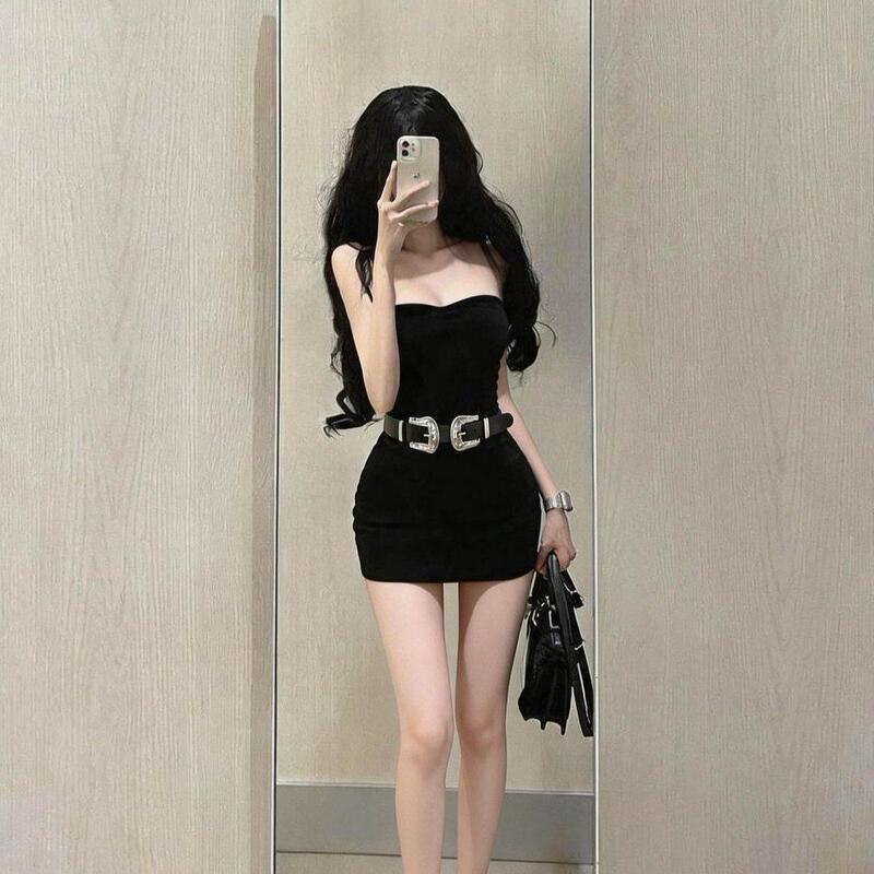 Black pure-desire style hot girl strapless dress, new summer model for petite figures, tight-fitting with a cinched waist and belt, bodycon mini skirt