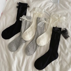 バレエ風無骨靴下の子供の中筒靴下の夏の薄い綿の韓国版の灰色のドーパミンの夏の長い山の靴下