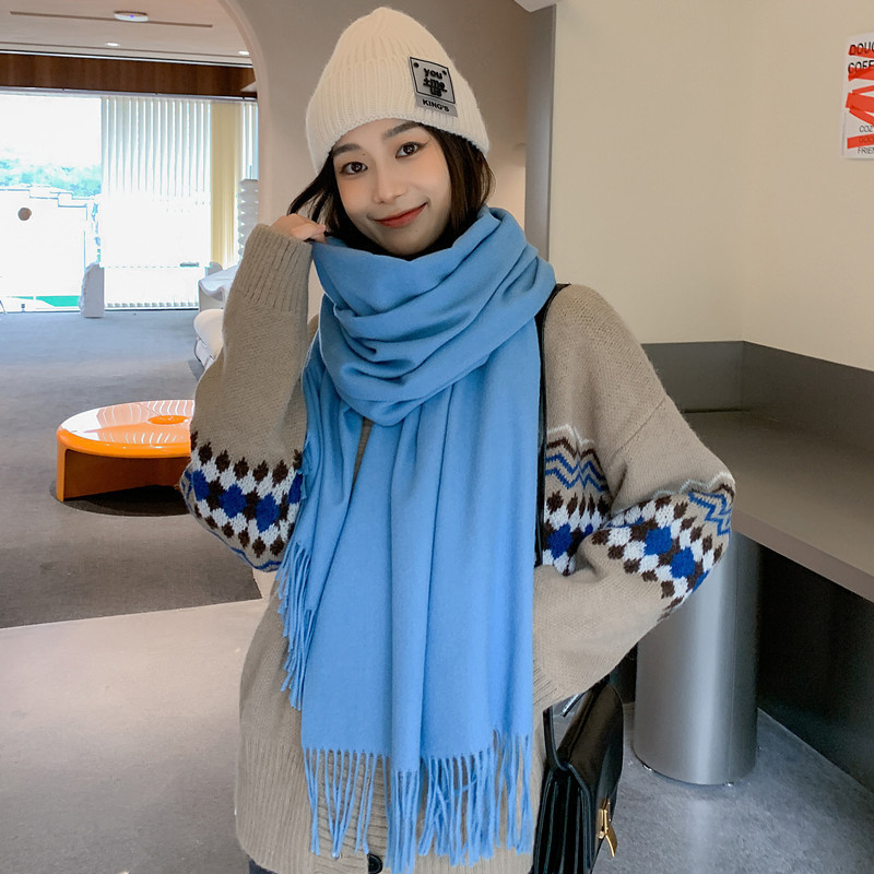 マフラーの女性の冬の新型ウールはカシミヤのマフラーの純色に似せています。|undefined