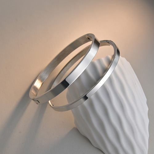 Cross-border European and American simple glossy buckle bracelet cold style 4mm 6mm wide gold-plated couple stainless steel bracelet bracelet