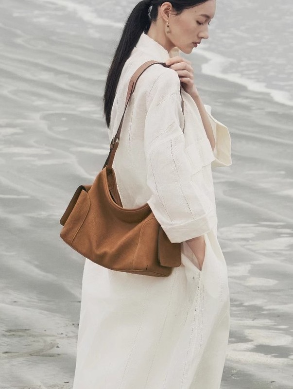 【奚梦瑶同款】裘真植鞣胎牛皮逍遥hobo包单肩斜挎大容量通勤包女|undefined
