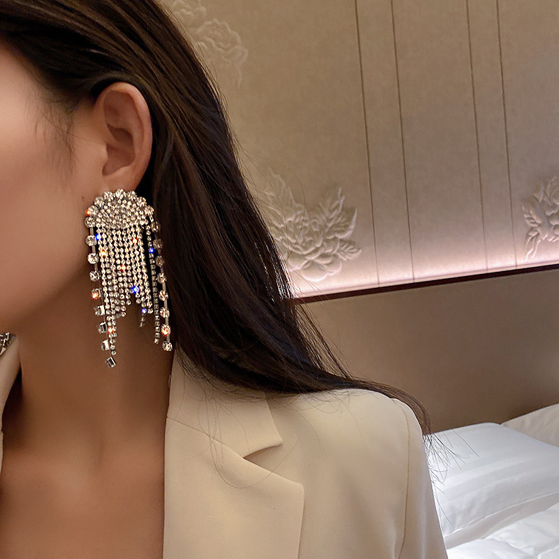 Fashion Rhinestones Long Tassel Earrings display picture 6