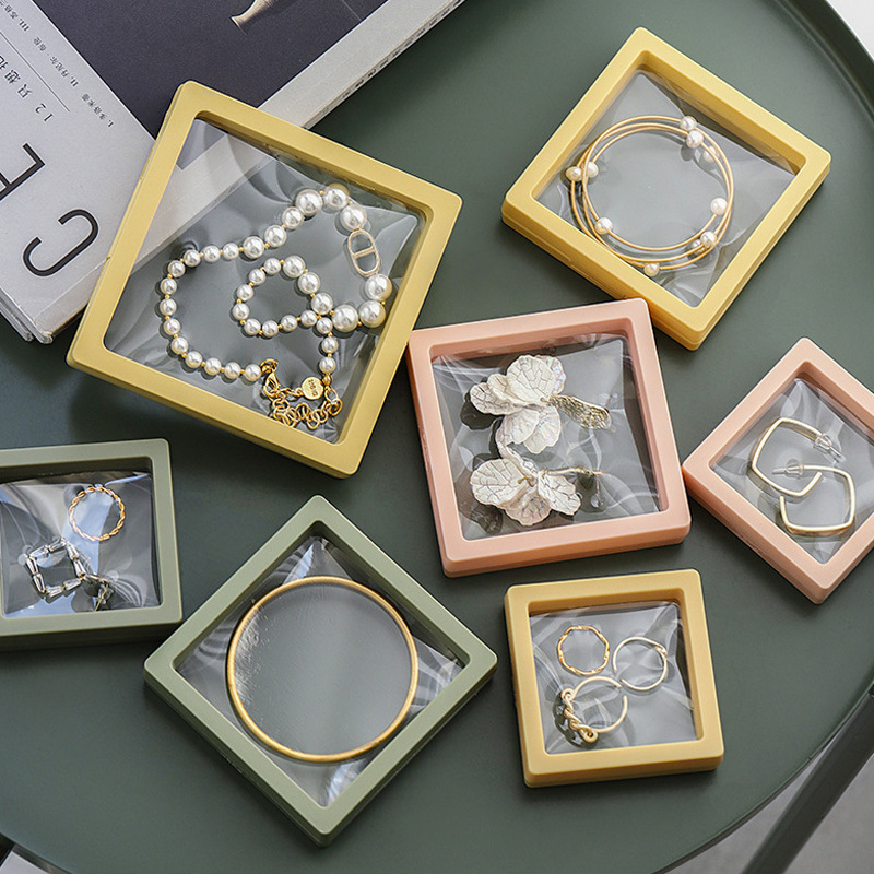 Transparent Anti-oxidation PE Film Suspension Box Jewelry Jewelry Bracelet Packaging Box Small Batch Wear Armor Box Display