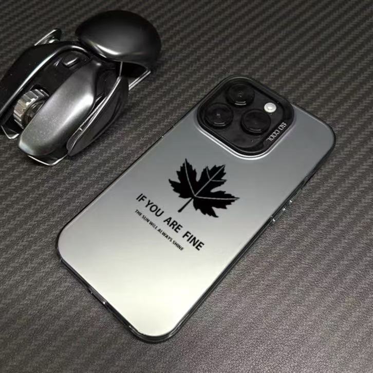 Nueva hoja de arce para iphone16pro funda para teléfono móvil moda 15pro Apple 14plus Europa y América 13 personalidad 12