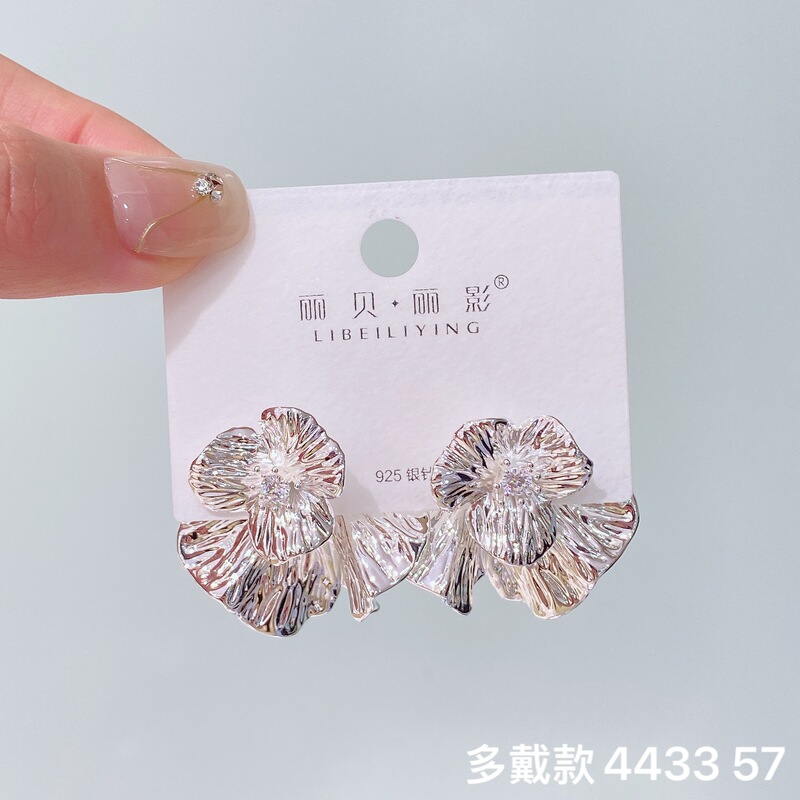 丽贝丽影欧美时尚大气重属个性冷淡风花朵几何耳环小众高级感耳饰|undefined