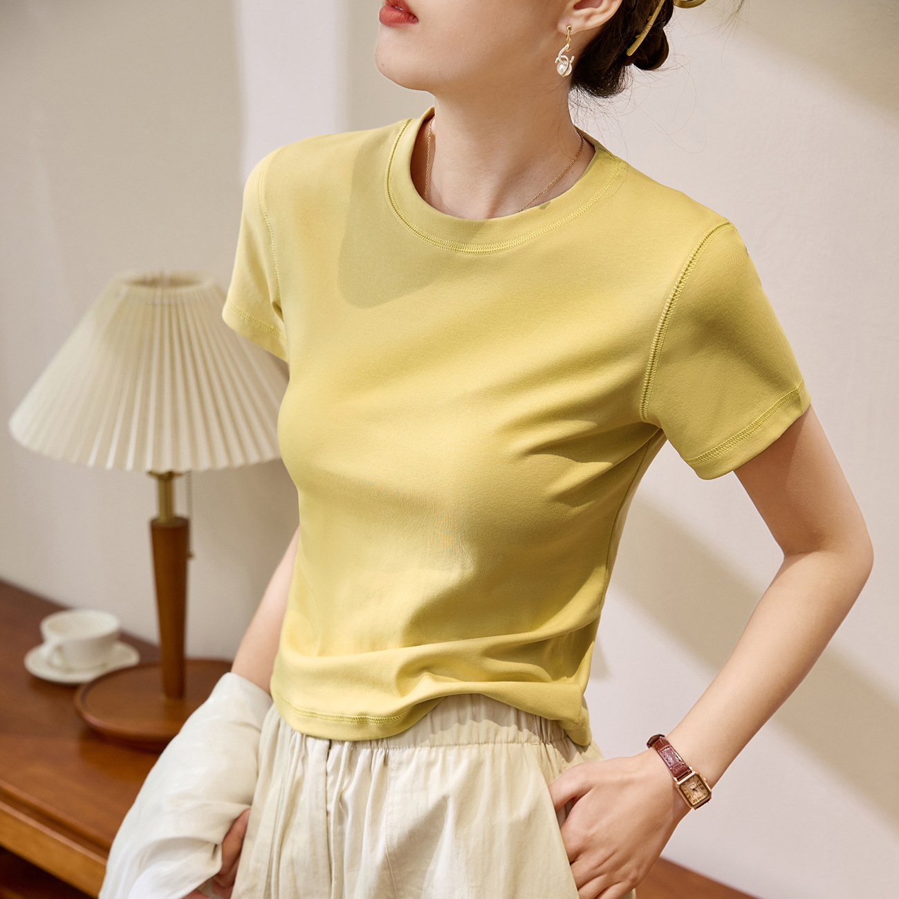 Flower needle thread 230g combed cotton T-shirt women's summer new short sleeve foreign style round neck shoulder casual Joker top