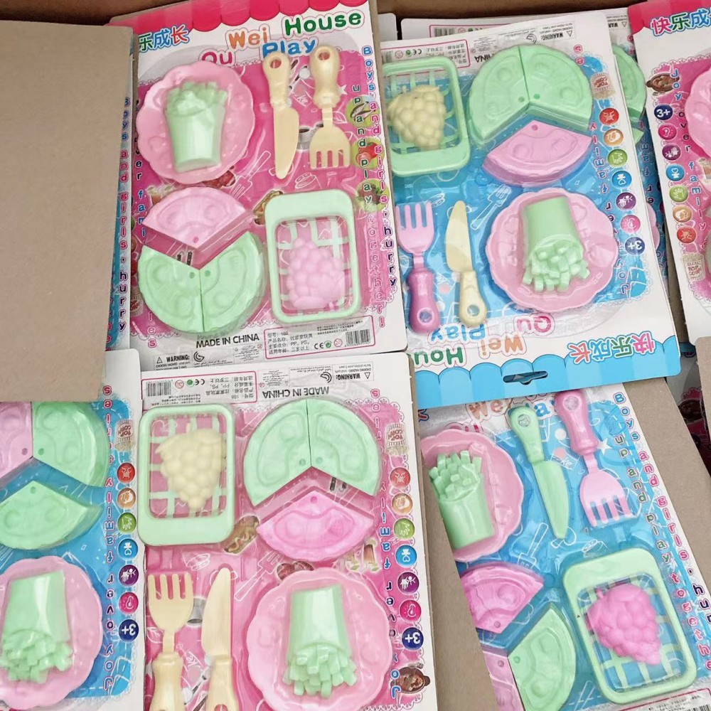 Los niños y las niñas juegan a los juguetes de la casa de juego de cocina juguetes de corte de pastel puesto de jardín de infantes 2 yuanes grandes almacenes al por mayor