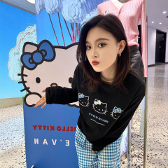 南油品质2025秋季新品HelloKitty斑驳感格子蝴蝶结长袖宽松T恤女