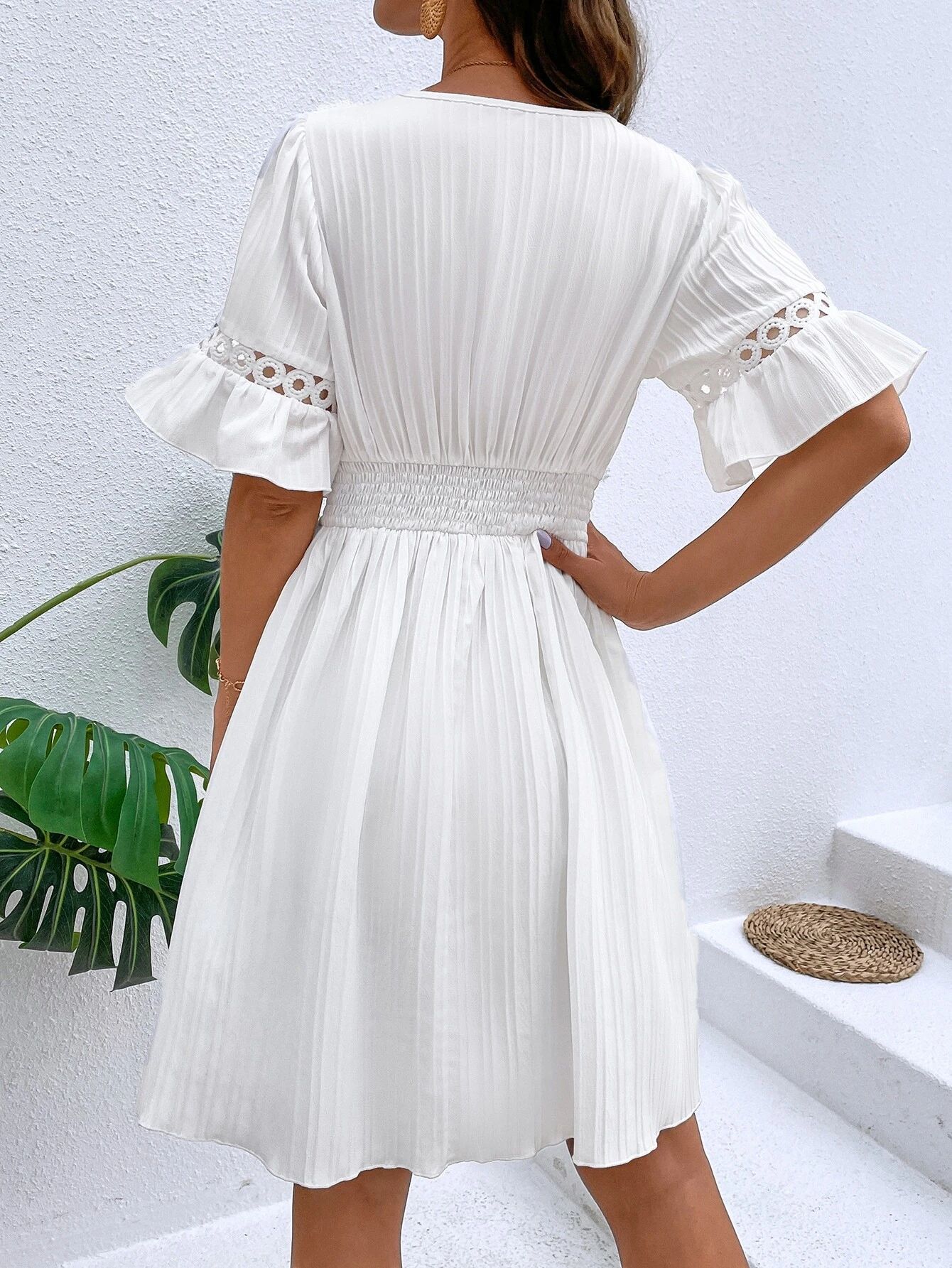 277g Weight Knee-Length Dress Length Type Half Sleeve Sleeve Length Regular Dress Dresses Type Bell Sleeve Sleeve Type Polyester Fabric Type High Waist Waist Line Holiday, Daily Occasion V Neck Neckline Slim Fit Type Solid Color Pattern Summer Season Women's Gender Lace Design Elegant, Streetwear Style Wholesale Women's Elegant Streetwear Lace Solid Color Holiday Daily V Neck Half Sleeve Regular Dress 19