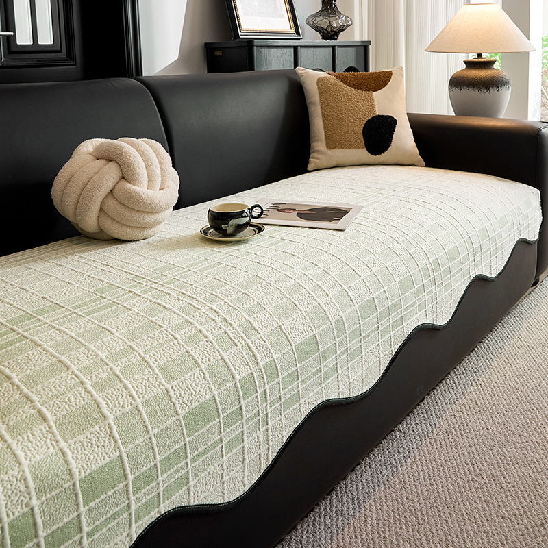 Cojín de sofá de verano cool doudou 2025 nueva alfombra fresca toalla de tela de una pieza cojín de celosía antideslizante de fila recta