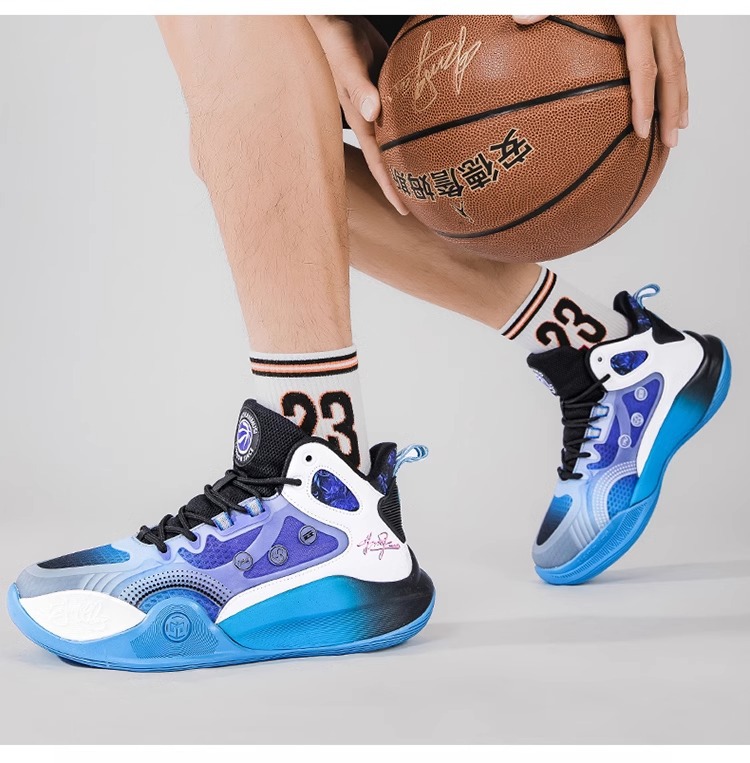 Basketball Shoe Image 2