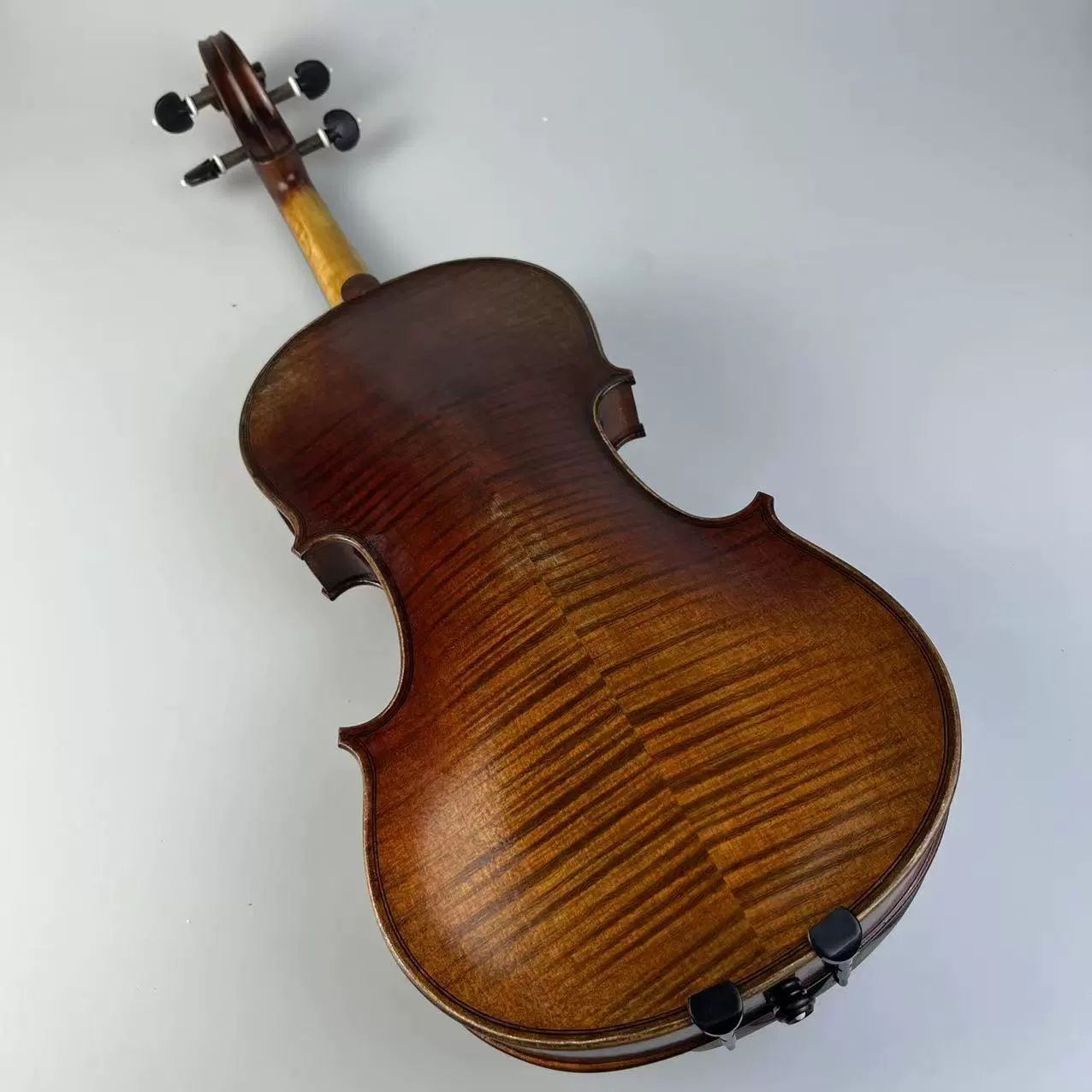 Retro oil paint, violin, practice, DIY