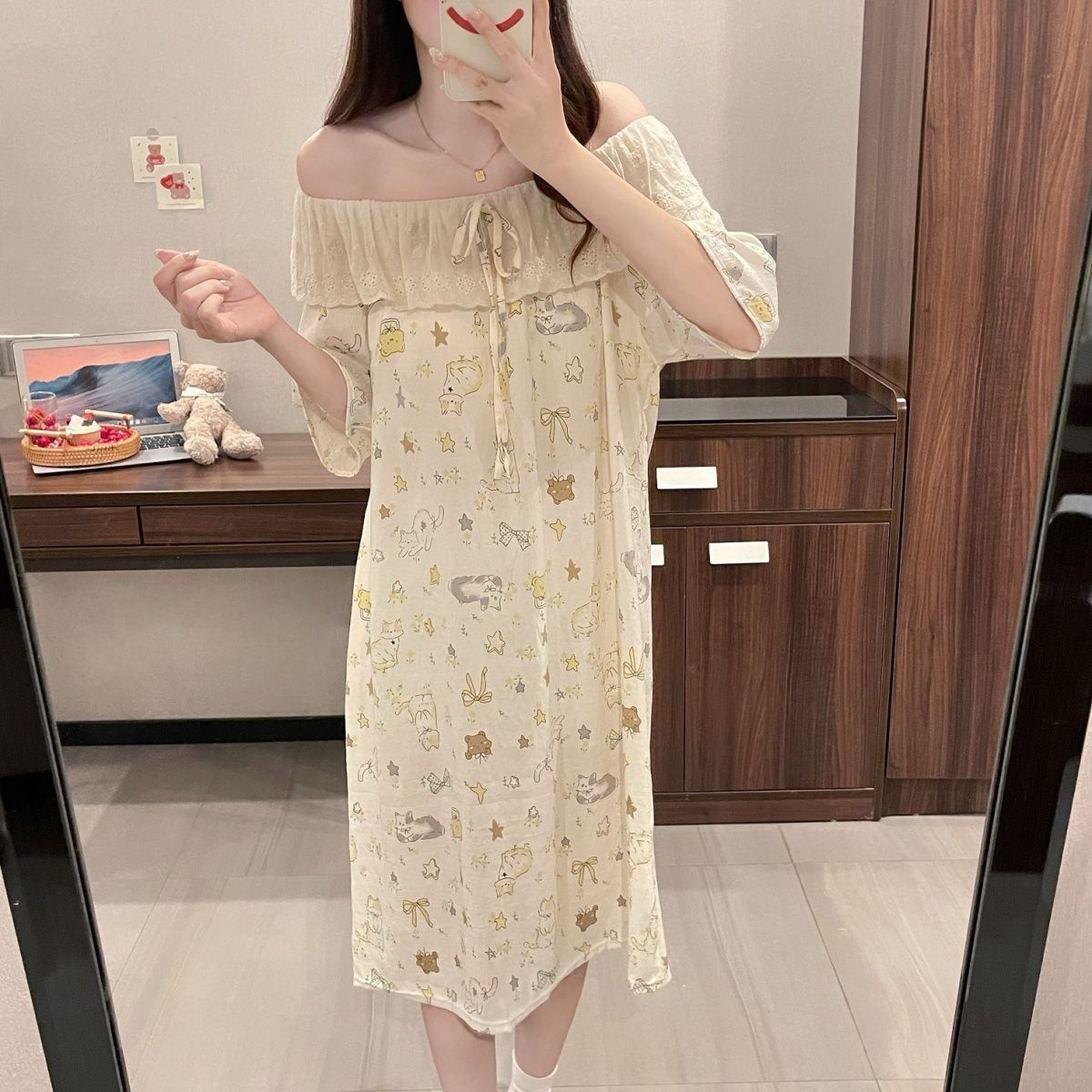 Venta al por mayor transfronteriza verano nuevo estilo dulce camisón casual hogar con almohadilla para el pecho pijamas de una pieza ropa de aire acondicionado para el hogar de las mujeres