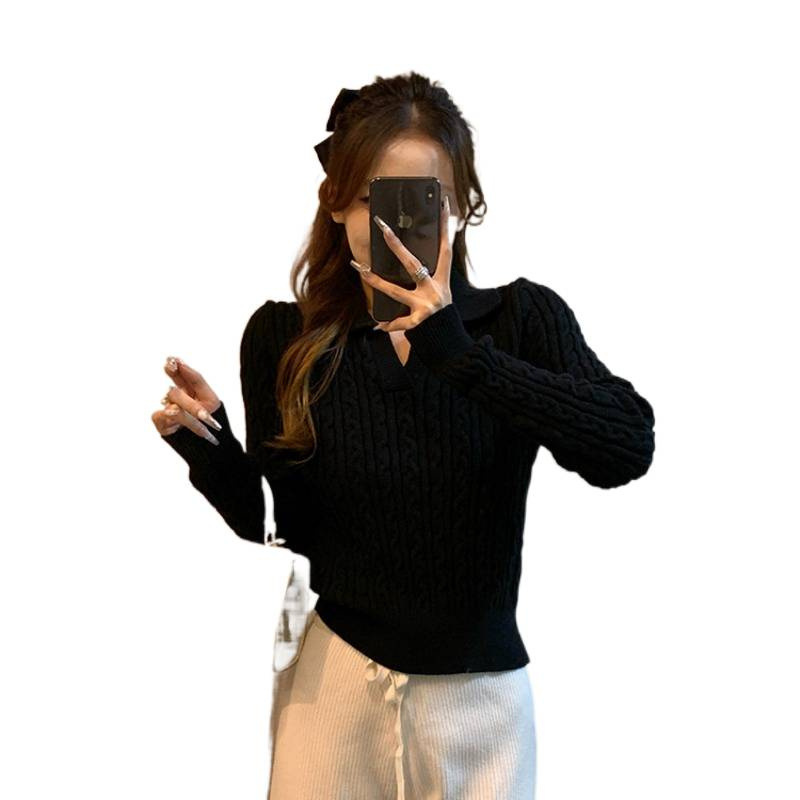 Suéter de cuello polo de otoño de mujeres nuevos productos cortos de mangas largas con cuello en V blanco camisa de punto superior image 5
