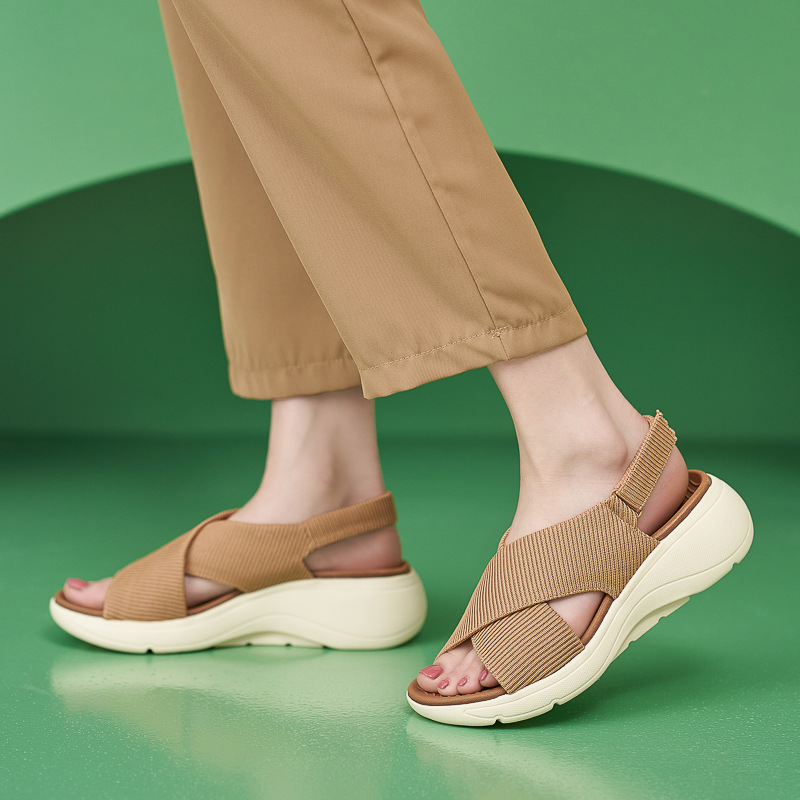 Sandalias Deportivas con Plataforma 398-6 de Tela y Suela MD, Antideslizantes, con Velcro image 3