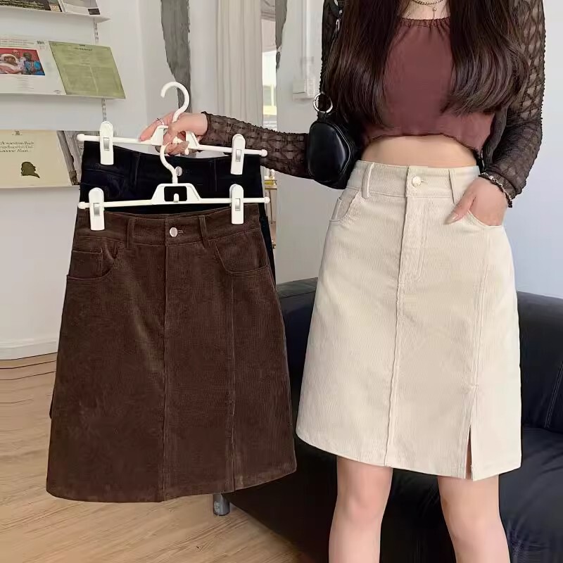 Plus Size Corduroy Mid-Length Skirt for Women in Autumn and Winter High-Waisted Slit A-Line Skirt Covering Belly and Hip One-Step Skirt