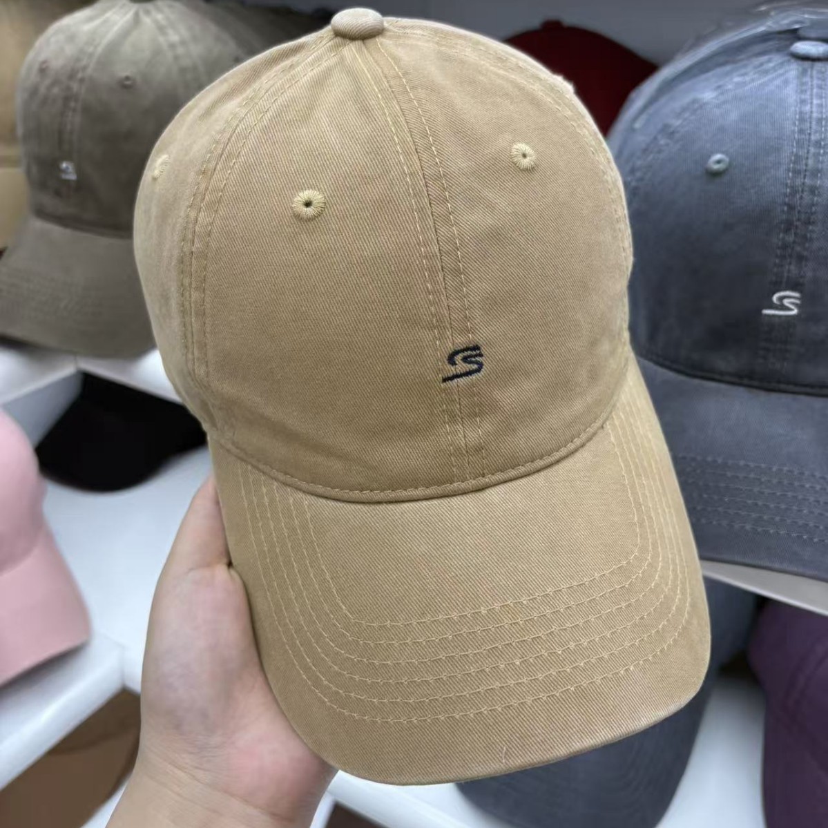 2026 New Women's Baseball Cap for Daily Wear, Deep-Cut Duckbill Cap with Wide Brim, Suitable for Large Head Circumferences, Face-Slimming Hat, Wholesale for Cross-Border Sales