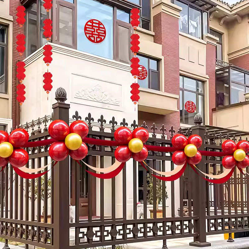 Decoración de bodas de patio rural balcón balaustrada exterior diseño de boda flor de boda set