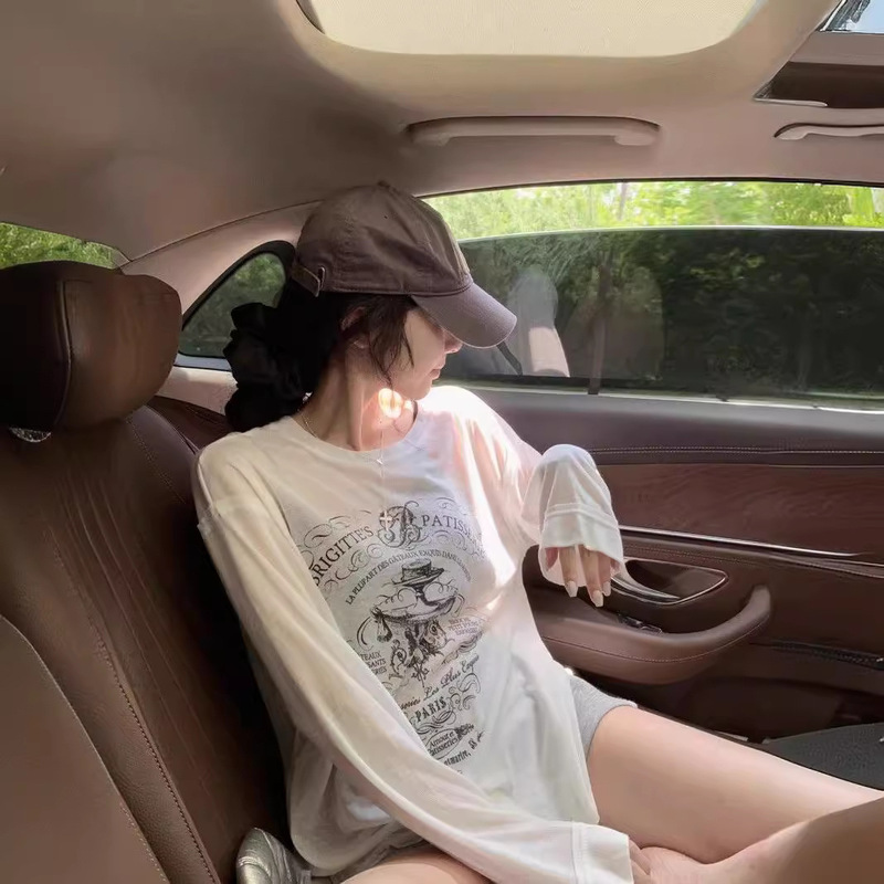 Two-piece Suit Sunscreen Long-sleeved T-shirt Women's Summer Korean-style Loose Thin Top Blouse All-match Camisole Two-piece Suit Sunscreen Long-sleeved T-shirt Women's Summer Korean-style Loose Thin Top Blouse All-match Camisole