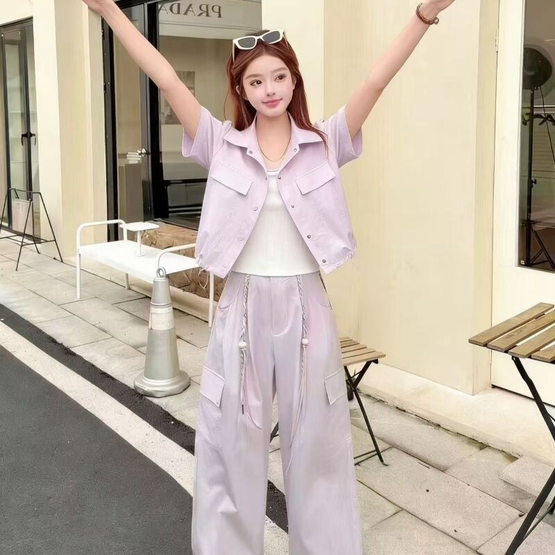 Loose Casual Fashion Three-Piece Set 2026 Summer Women's Collared Shirt Paired with a Small Vest and Straight-Leg Cargo Pants Loose Casual Fashion Three-Piece Set 2026 Summer Women's Collared Shirt Paired with a Small Vest and Straight-Leg Cargo Pants