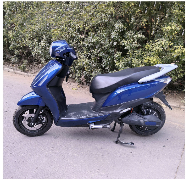 Cross-Border Exclusive Supply of Electric Motorcycles 72V for Adults, Convenient Electric Scooters for Travel, Wholesale of Electric Delivery Vehicles