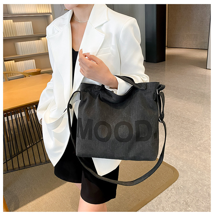 Canvas bag, large-capacity crossbody, ins Korean version student tote bag, single-shoulder girls' tutorial bag, hand-held shopping bag undefined
