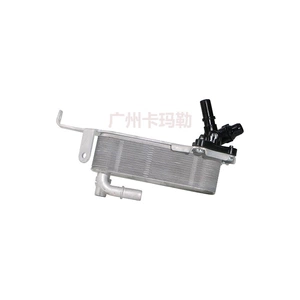 BMW F30 F07 F10 17217593856 mühərrik yağı soyuducusu transmissiya radiatoru