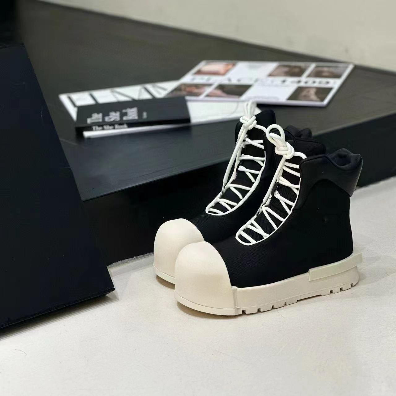 Sneakers comode con suola platform per uomo e donna high top_voghion.com