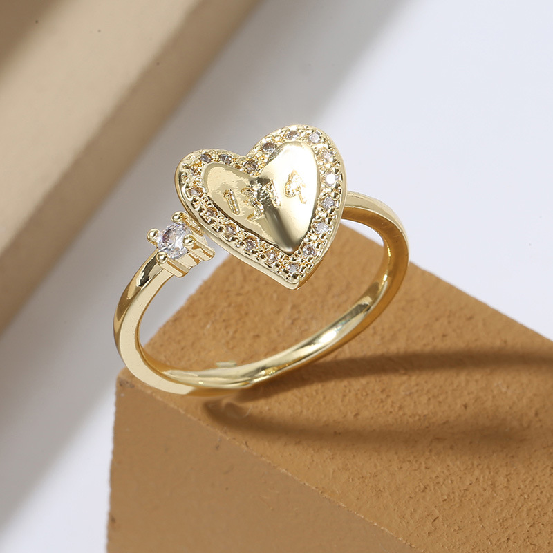 Simple Copper Inlaid Zirconium Heart Ring Creative Ring Jewelry display picture 3