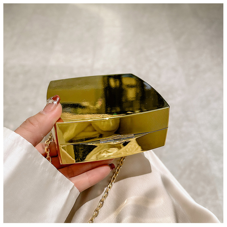 2025 New acrylic bag, square box bag, single-shoulder crossbody chain, women's makeup bag, fashionable cross-border clutch undefined
