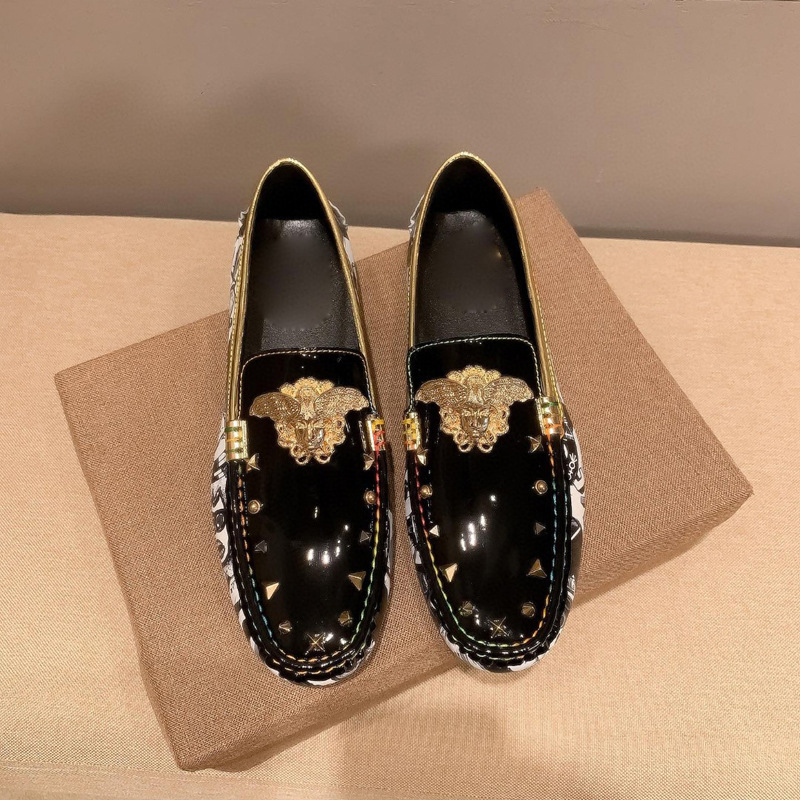 2024 nuevos zapatos Bean para hombres zapatos de zebra zapatos de cuero para hombres de tendencia de moda europea zapatos de alta calidad para hombres