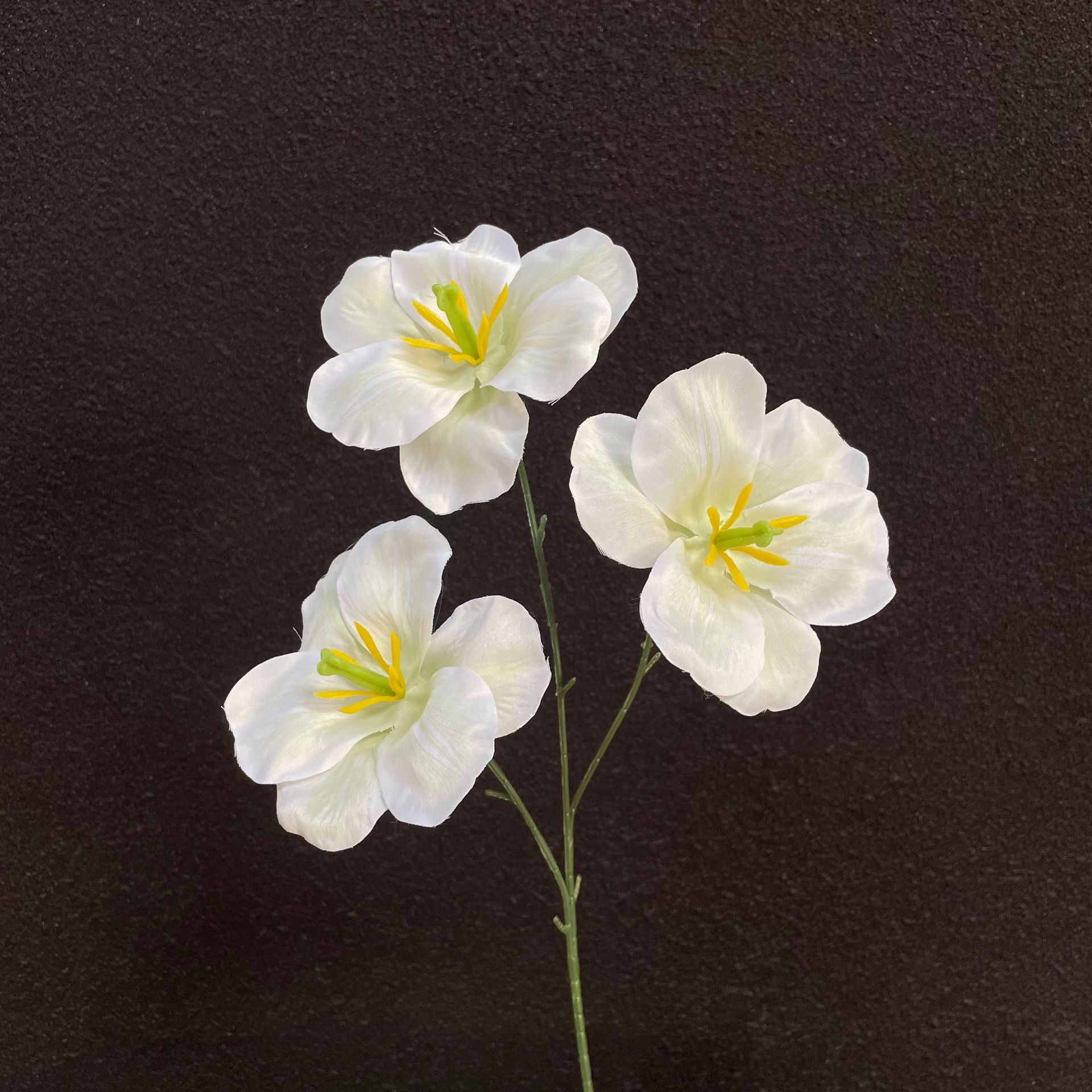 Flores falsas blancas Flores artificiales Flores para bodas Auditorio de bodas Decoración del hotel Techo artificial Flores artificiales Flores falsas