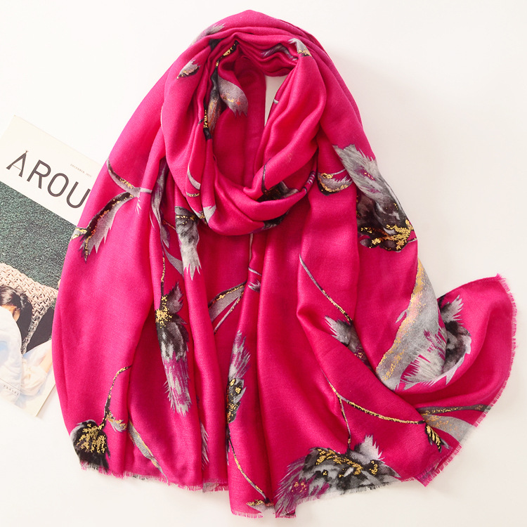 Otoño e invierno estilo coreano versátil moda satén algodón bronceado bufanda de seda volante cálido chal decorativo de algodón y lino sensación bufanda