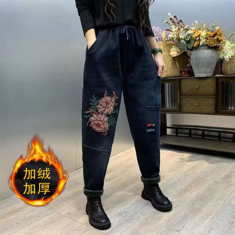 2025加绒加厚弹力牛仔裤女松紧腰文艺刺绣哈伦老爹裤复古长裤